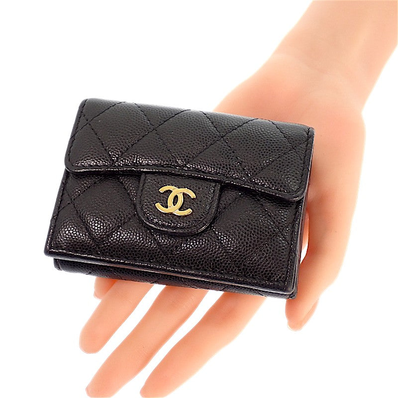 シャネル CHANEL クラシック スモール フラップ ウォレット AP0230 三つ折り財布 キャビアスキン ブラック ゴールド金具 レディース【中古】【ABランク】