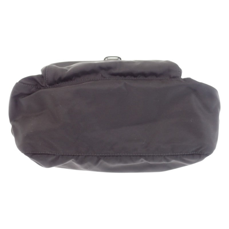 プラダ PRADA トライアングル BT8994 ショルダーバッグ ナイロン ブラック シルバー金具 メンズ レディース【中古】【ABランク】
