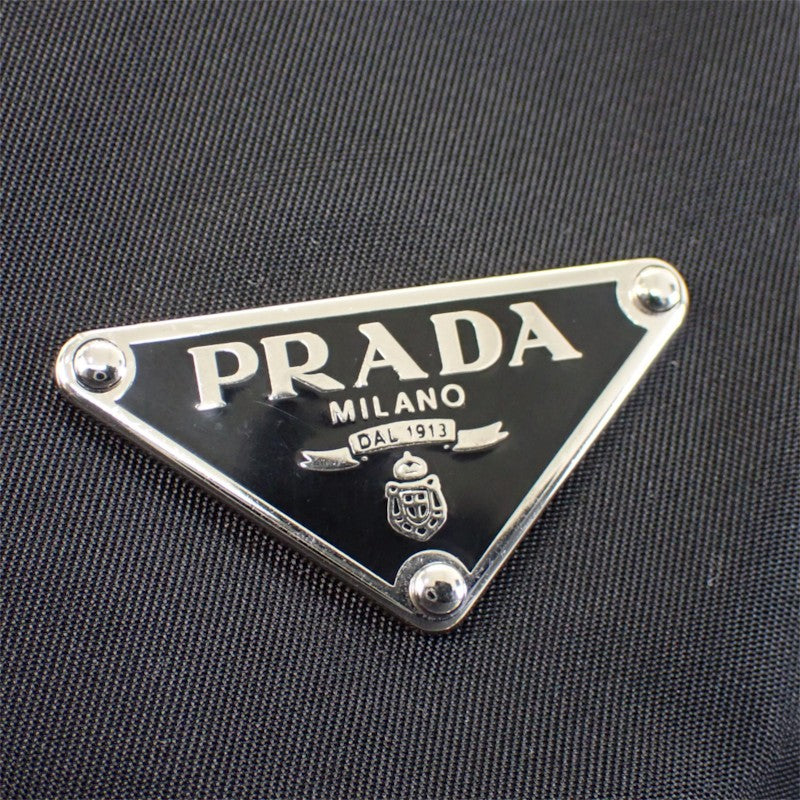 プラダ PRADA トライアングル BT8994 ショルダーバッグ ナイロン ブラック シルバー金具 メンズ レディース【中古】【ABランク】