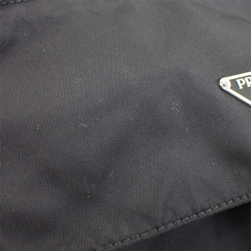 プラダ PRADA トライアングル BT8994 ショルダーバッグ ナイロン ブラック シルバー金具 メンズ レディース【中古】【ABランク】