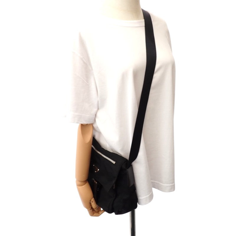 プラダ PRADA トライアングル BT8994 ショルダーバッグ ナイロン ブラック シルバー金具 メンズ レディース【中古】【ABランク】