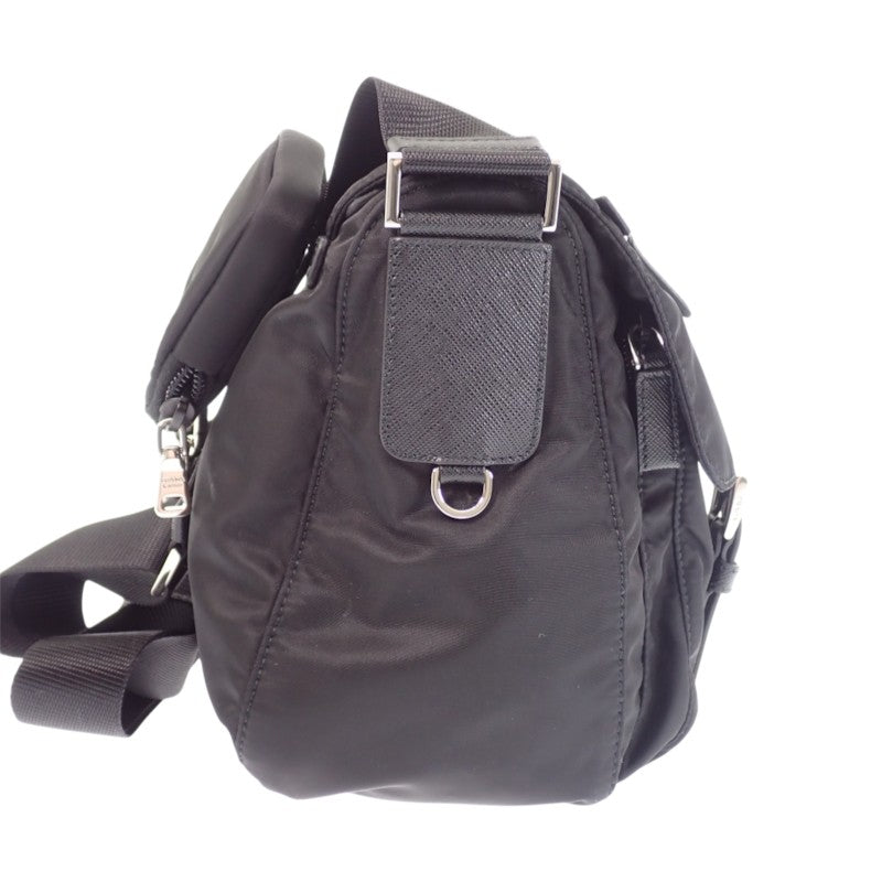 プラダ PRADA Re-Nylon ショルダー 1BD953 ショルダーバッグ ナイロン ブラック シルバー金具 メンズ レディース【中古】【Aランク】