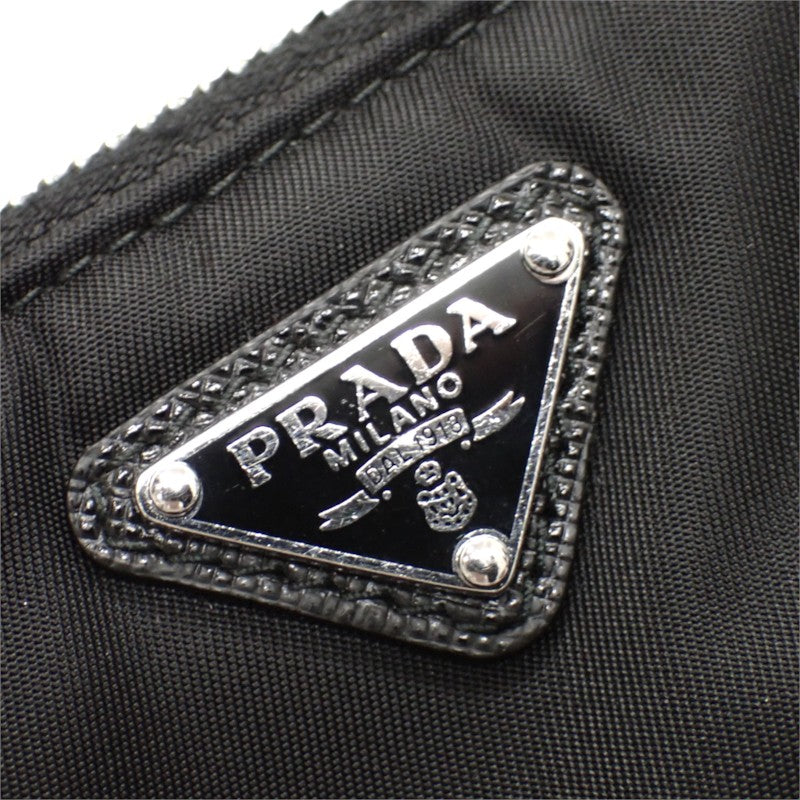 プラダ PRADA ストラップナイロンポーチ 2TT091_2DMI_F0002 ショルダーバッグ Re-Nylon ブラック シルバー金具 メンズ レディース【中古】【Aランク】