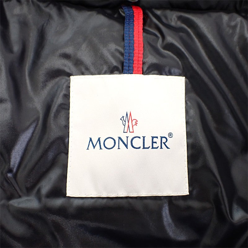 モンクレール MONCLER TARENTAISE GIUBBOTTO タレンテーズジュボット 3 H20911A00211 596CD ダウンジャケット ナイロン ダウン90%/フェザー10％ ブラック メンズ【中古】【ABランク】