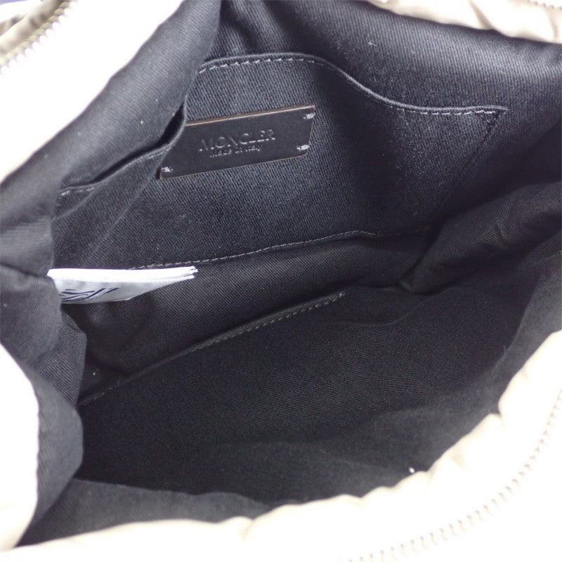 モンクレール MONCLER ミニキャラドック J20985L00014 M4422 2WAYバッグ 2WAYバッグ ナイロン レザー グレー レディース【中古】【Aランク】