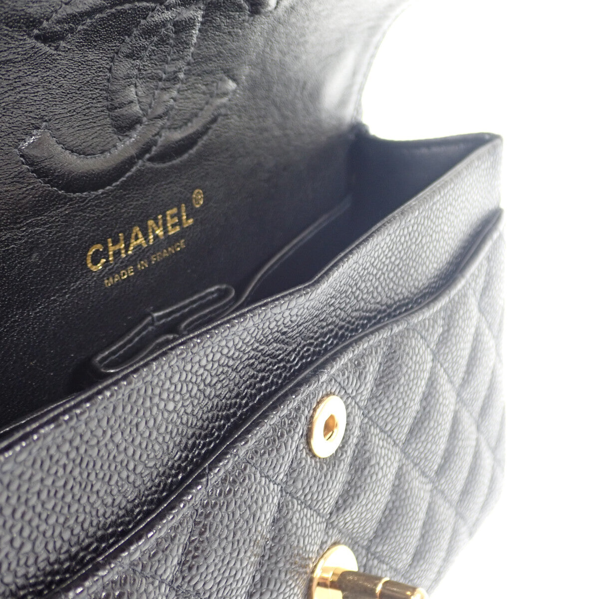 シャネル CHANEL クラシック スモール A01113 ショルダーバッグ キャビアスキン ブラック ゴールド金具 レディース【中古】【ABランク】
