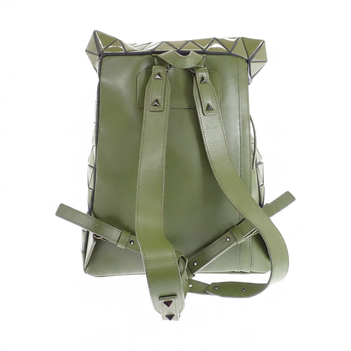 イッセイミヤケ ISSEY MIYAKE バオバオ バックパック BB61-AG321-65 リュック・デイパック ポリエステル ナイロン カーキ メンズ レディース【中古】【Aランク】