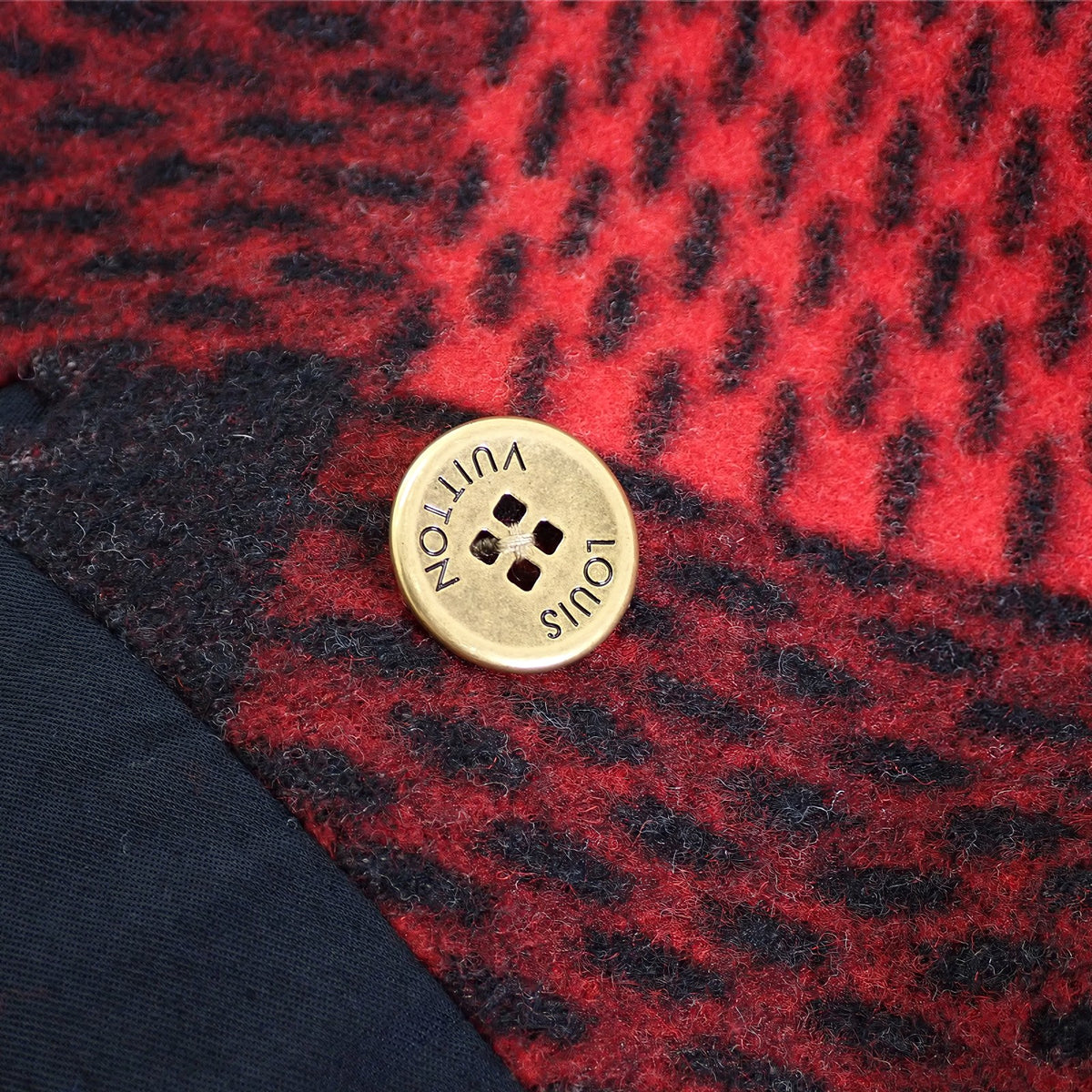ルイヴィトン LOUIS VUITTON 24aw タータンチェック Pコート ファレル 1AIH2024 ピーコート ウール レッド ブラック 60 メンズ【中古】【ABランク】